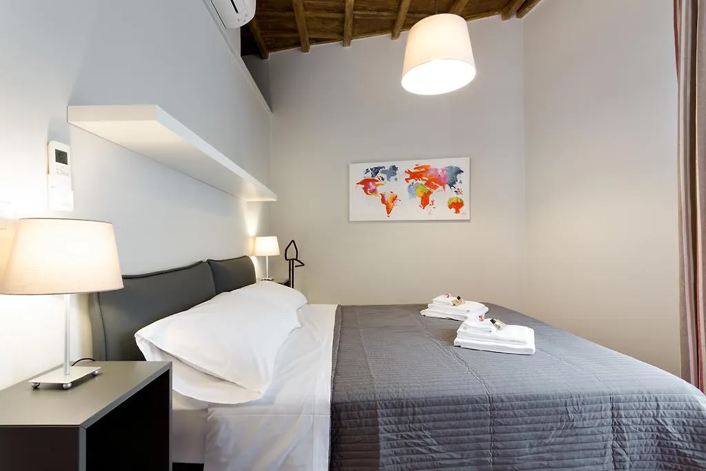 Rome As You Feel - Grotta Pinta Apartments 0*,  Italia